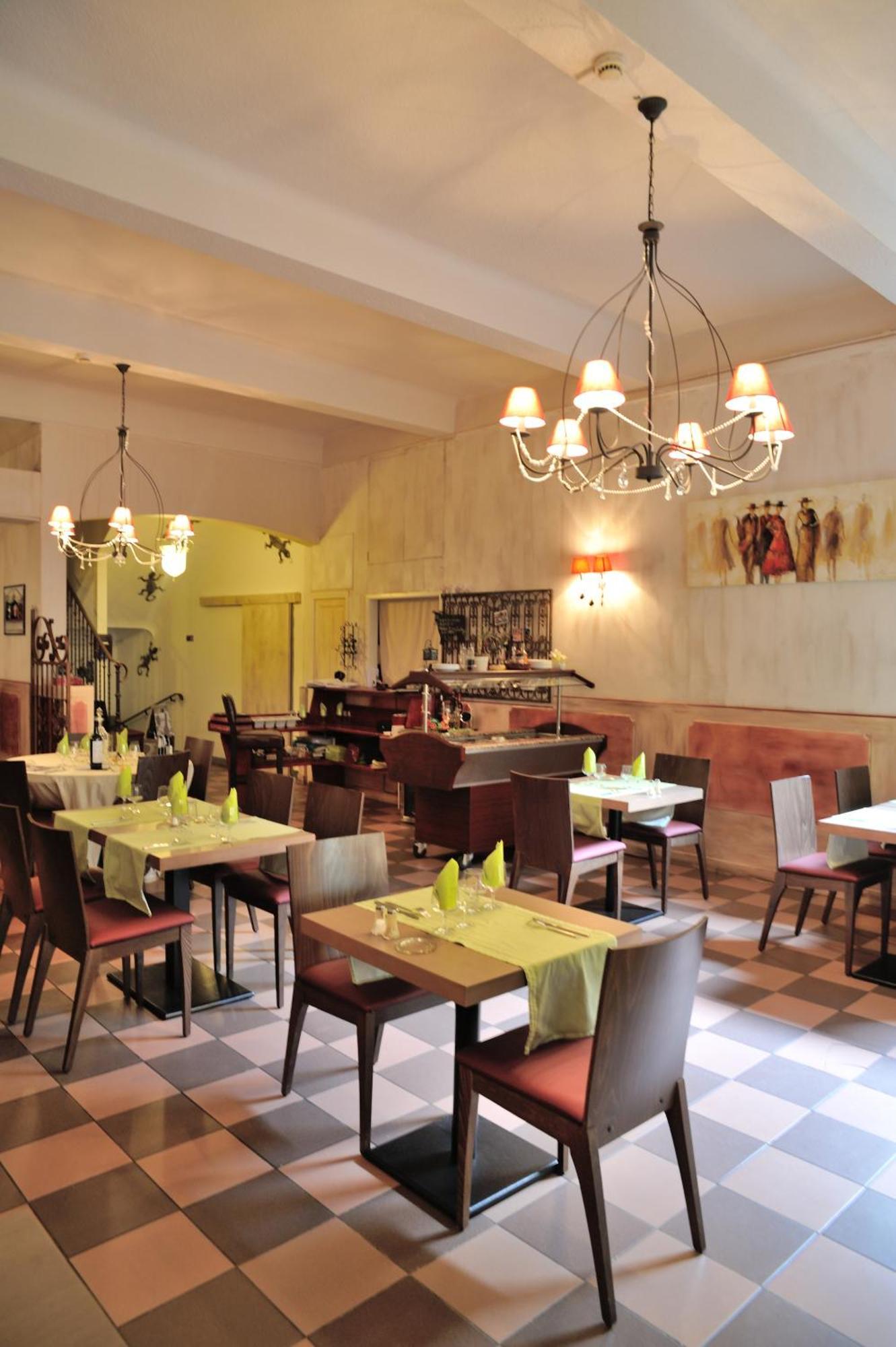 Hotel Restaurant Cortie Thuir Εξωτερικό φωτογραφία