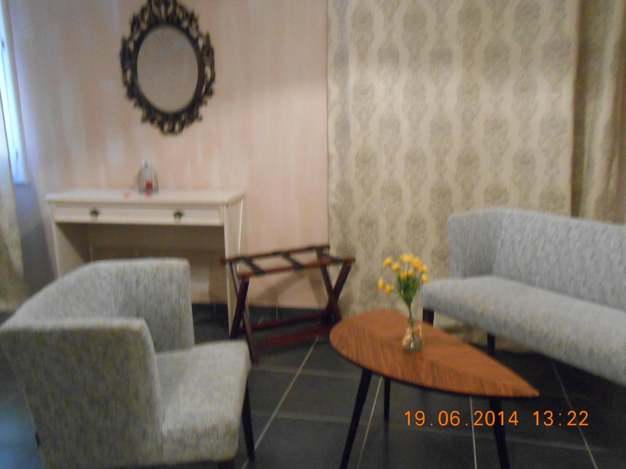 Hotel Restaurant Cortie Thuir Εξωτερικό φωτογραφία
