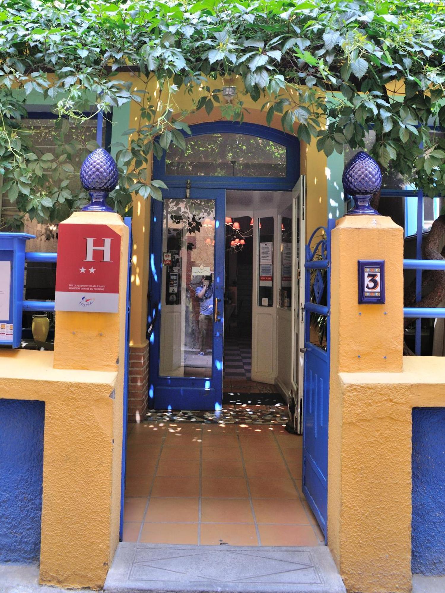 Hotel Restaurant Cortie Thuir Εξωτερικό φωτογραφία