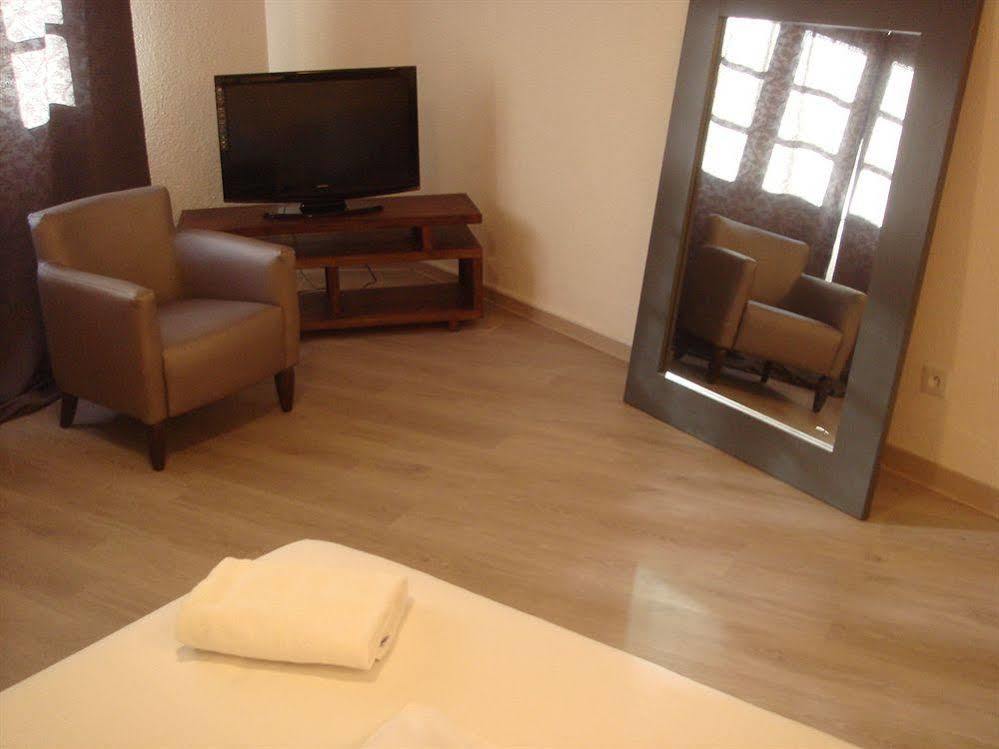 Hotel Restaurant Cortie Thuir Εξωτερικό φωτογραφία