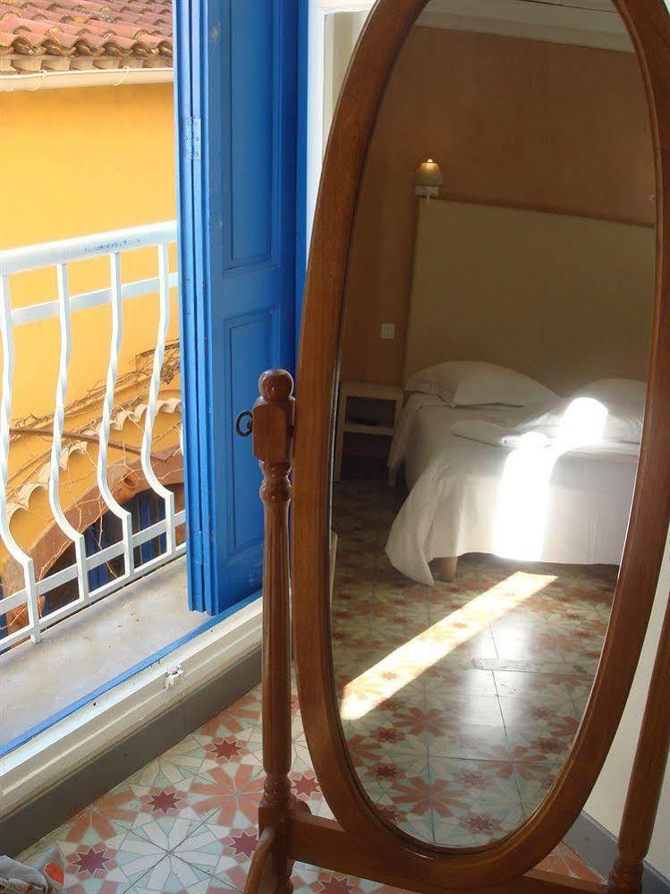 Hotel Restaurant Cortie Thuir Εξωτερικό φωτογραφία
